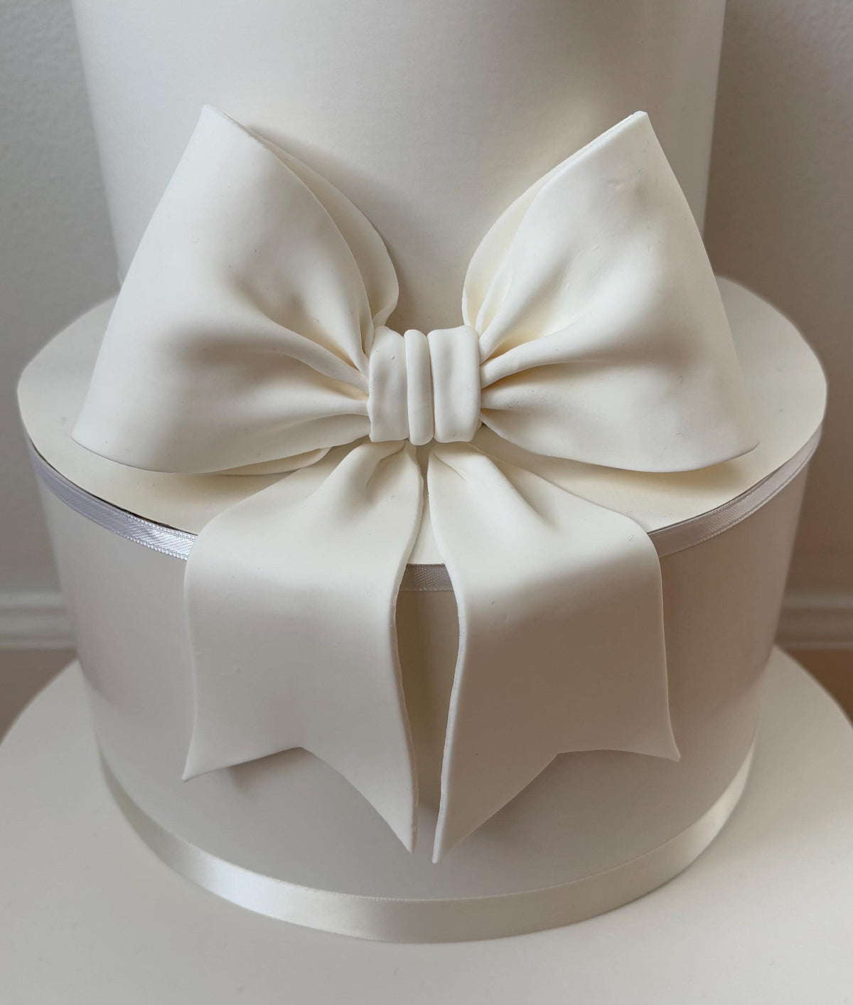 Big white fondant bow