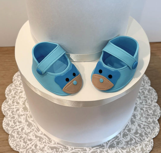 Light blue fondant shoes.