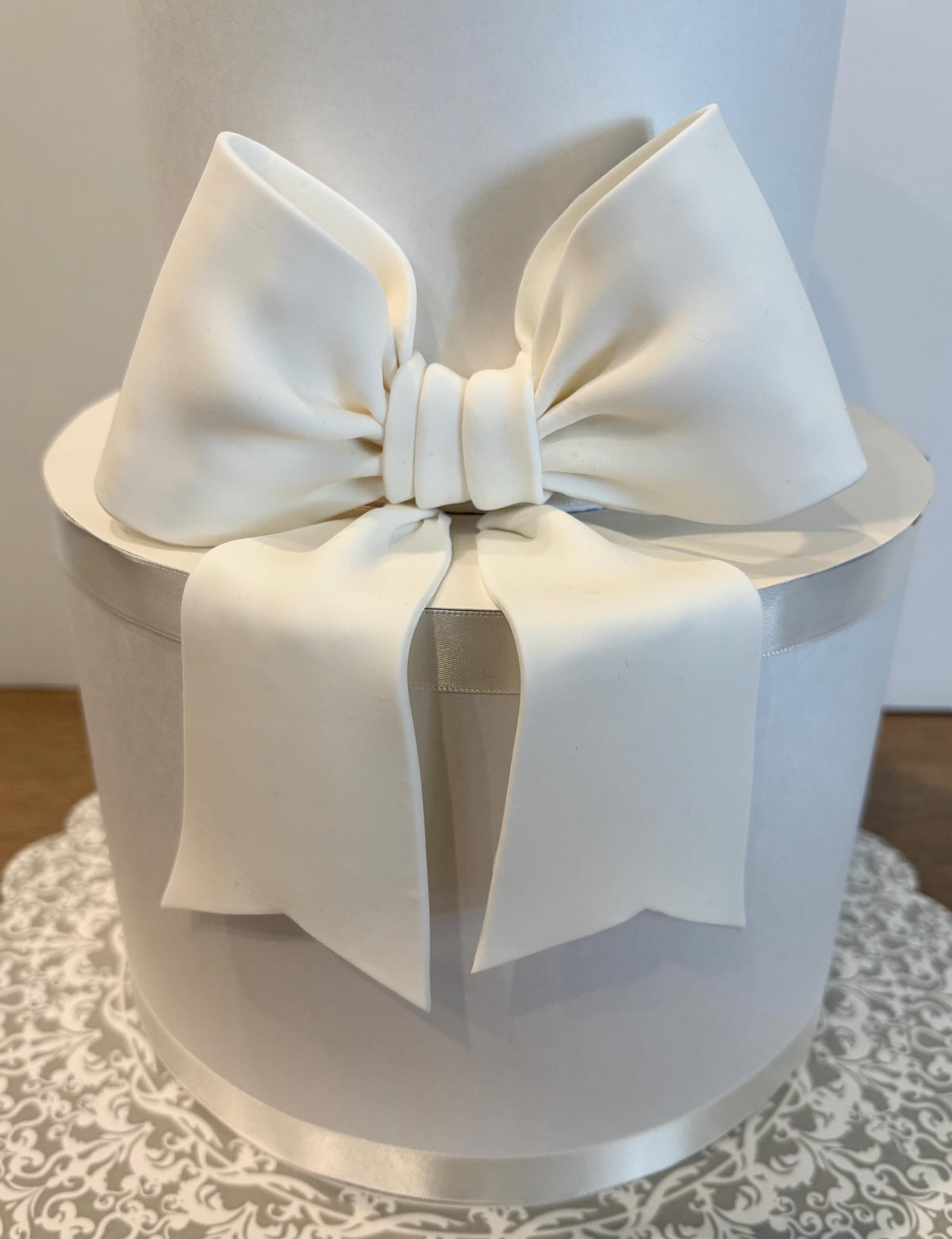 Big white fondant bow