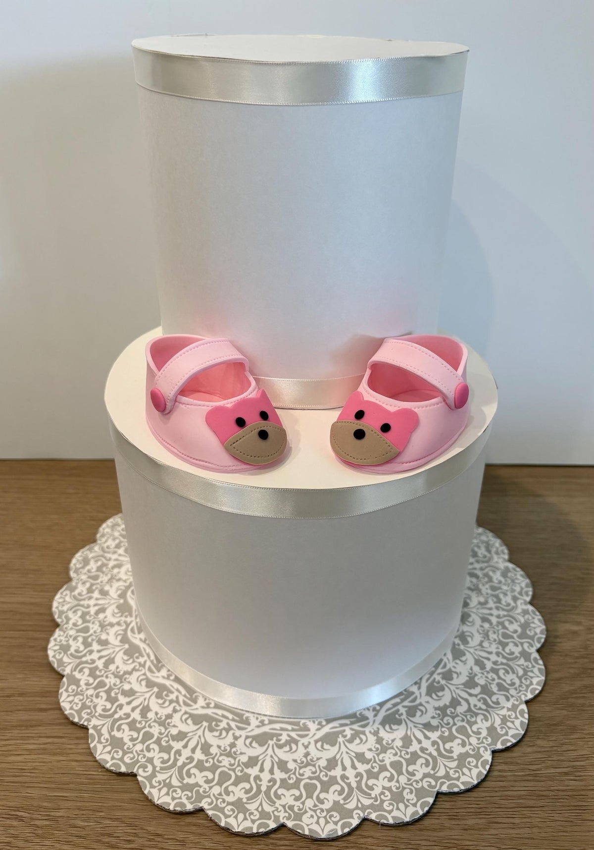 Pink fondant shoes.