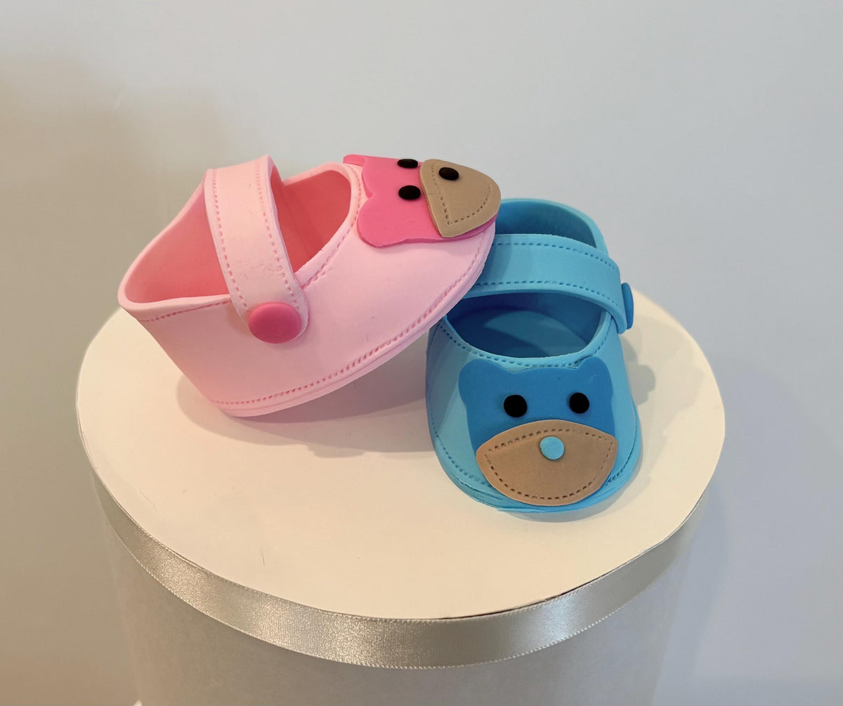 Gender Reveal Fondant Baby Shoes Cake Topper – Boy Girl Edible Decoration