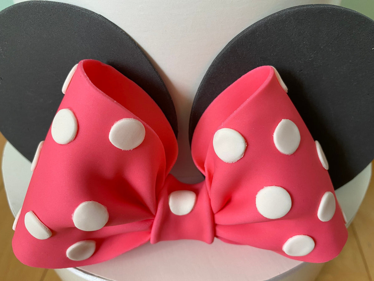 Minnie Mouse Cake Topper - Hot Pink Bow