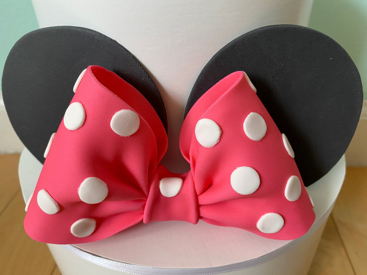 Minnie Mouse Cake Topper - Hot Pink Bow