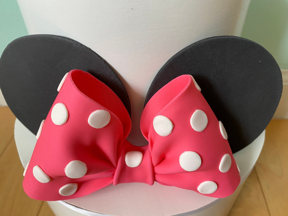 Minnie Mouse Cake Topper - Hot Pink Bow