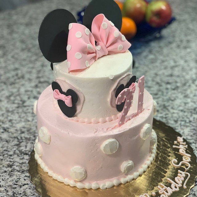 Edible Fondant Minnie Mouse Pink Bow with Polka Dots and Black Ears