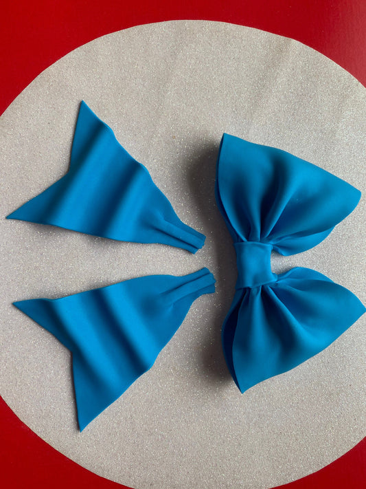 Blue bow gum paste fondant for birthday cake