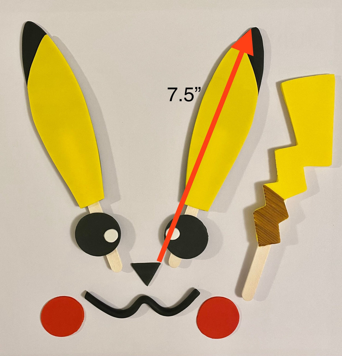 Fondant Pikachu cake topper - Thinner ears