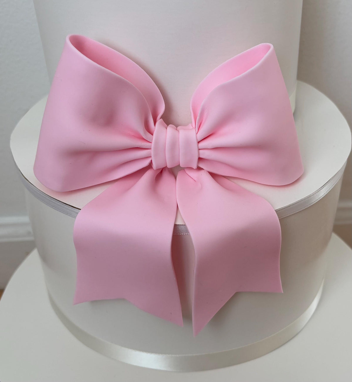 Big light pink fondant bow