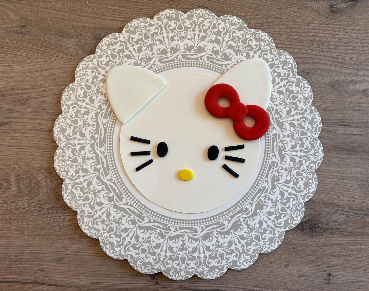 Hello Kitty Red Bow fondant cake topper