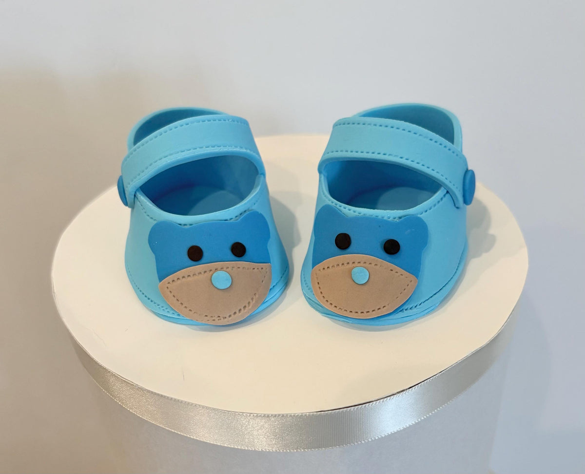 Light blue fondant shoes.