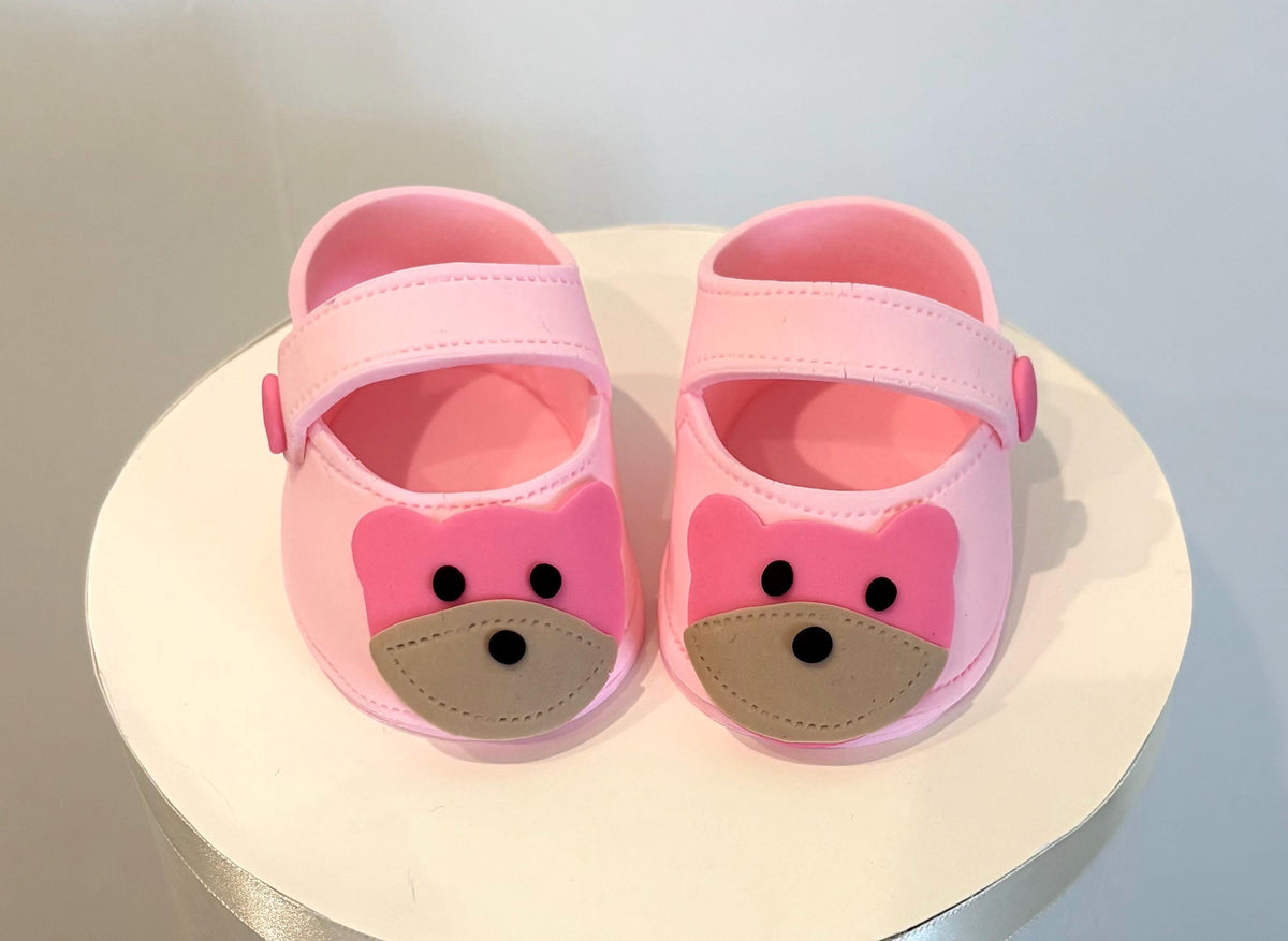 Pink fondant shoes.